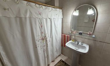 VENTA TRIPLEX 4 AMB/ VILLA LUGANO COCHERA PATIO