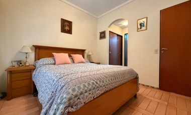 VENTA TRIPLEX 4 AMB/ VILLA LUGANO COCHERA PATIO