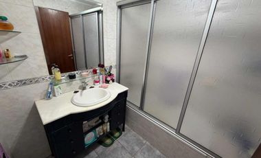 VENTA TRIPLEX 4 AMB/ VILLA LUGANO COCHERA PATIO