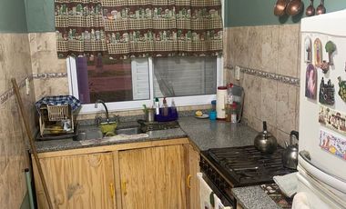 VENTA CASA PUJATO NORTE DOS DORMITORIOS