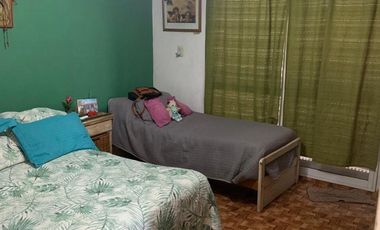 VENTA CASA PUJATO NORTE DOS DORMITORIOS
