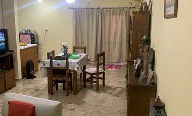 VENTA CASA PUJATO NORTE DOS DORMITORIOS