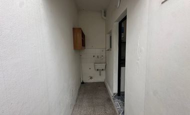 Casa 3 ambientes con cochera + Depto