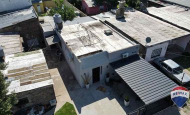 CASA DE 4 AMBIENTES EN VENTA EN LONGCHAMPS