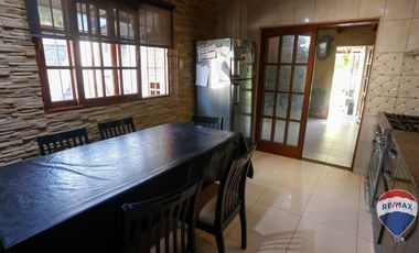 CASA DE 4 AMBIENTES EN VENTA EN LONGCHAMPS