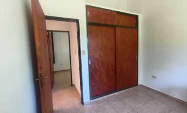 SE VENDE CASA APTA CREDITO EN LA GRANJA CORDOBA