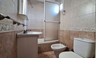 VENTA PH DE 3 AMB CON TERRAZA. LANÚS. APTO CREDITO