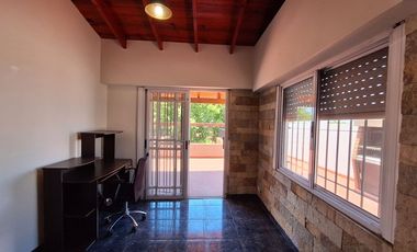 VENTA PH DE 3 AMB CON TERRAZA. LANÚS. APTO CREDITO