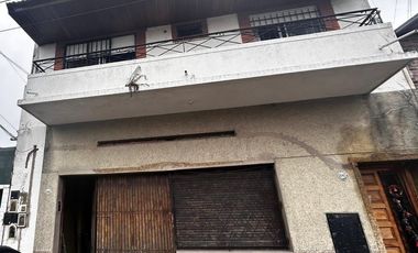 VENTA PH 5 AMB - BALCON - PATIO /PARRILLA - LANÚS