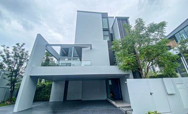 Rare Corner Unit with Private Garden: VIVE Krungthep Kreetha