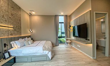 Rare Corner Unit with Private Garden: VIVE Krungthep Kreetha