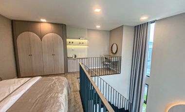 Rare Corner Unit with Private Garden: VIVE Krungthep Kreetha