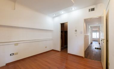VENTA CASA 3 AMBIENTES MORON