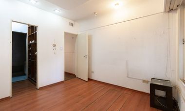 VENTA CASA 3 AMBIENTES MORON