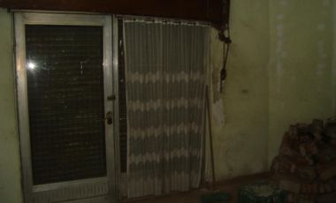 LOCAL COMERCIAL MUY BUENA UBICACIÓN! A 5 CUADRAS DE ESTACIÓN DE LONGCHAMPS. IDEAL VARIOS RUBROS