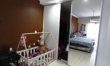 OPORTUNIDAD         CASA/CHALET DE 3 AMB. AMPLIOS, COCHERA YJARDIN CON PARRILLA