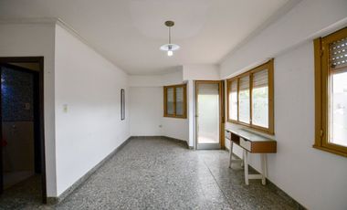 DEPARTAMENTO EN VENTA GONNET 2 DORMITORIOS