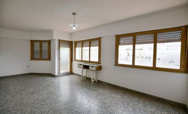 DEPARTAMENTO EN VENTA GONNET 2 DORMITORIOS