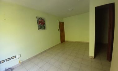 Departamento 4 ambiente en venta en La  Plata