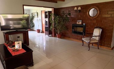 ARRIENDO LINDA CASA EN CONDOMINIO  SECTOR OLIVAR