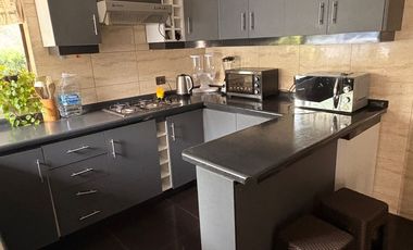 ARRIENDO LINDA CASA EN CONDOMINIO  SECTOR OLIVAR