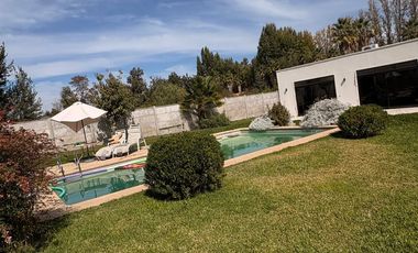 ARRIENDO LINDA CASA EN CONDOMINIO  SECTOR OLIVAR