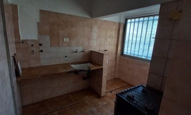 VENTA DEPTO 3 AMB CON BALCON VILLA SOLDATI