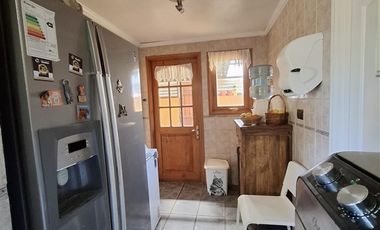 Casa en Venta en Santa Teresita de Lisieux 3D 2B y servicios, en 129 cons y 5000 de terreno