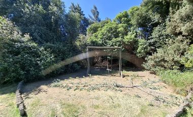 Casa en Venta en Santa Teresita de Lisieux 3D 2B y servicios, en 129 cons y 5000 de terreno