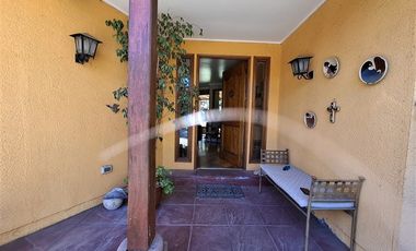 Casa en Venta en Santa Teresita de Lisieux 3D 2B y servicios, en 129 cons y 5000 de terreno