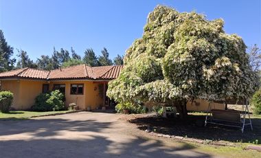 Casa en Venta en Santa Teresita de Lisieux 3D 2B y servicios, en 129 cons y 5000 de terreno