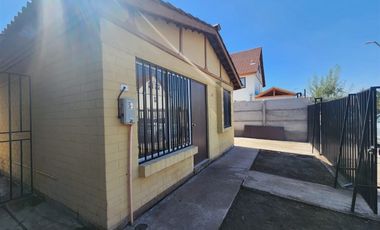 Casa en Arriendo en cardenal raul silva henriquez 417