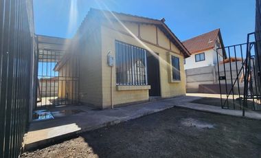 Casa en Arriendo en cardenal raul silva henriquez 417
