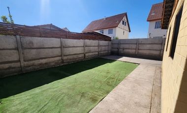 Casa en Arriendo en cardenal raul silva henriquez 417