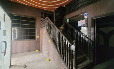 Local Comercial en Arriendo en Local de 524 m2 con frente a Alameda, al lado Hotel San Francisco