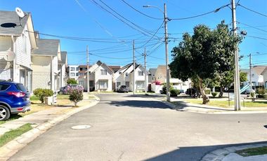 Casa en Arriendo en Manuel Rodríguez 27. La Cruz