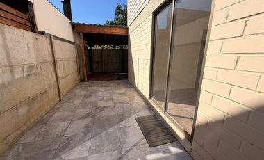 Casa en Arriendo en Manuel Rodríguez 27. La Cruz