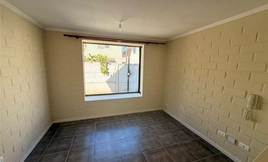 Casa en Arriendo en Manuel Rodríguez 27. La Cruz