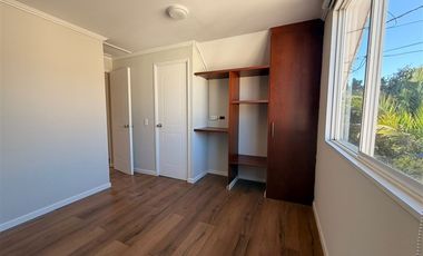 Casa en Arriendo en Manuel Rodríguez 27. La Cruz