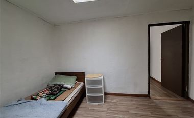 Local Comercial en Venta en 145 m2 en 213 de terreno renovado. 3 accesos independientes