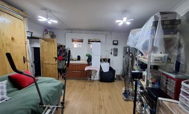 Local Comercial en Venta en 145 m2 en 213 de terreno renovado. 3 accesos independientes