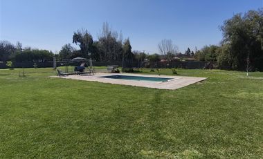 Casa en Venta en condominio los comendadores de batuco sitio 20