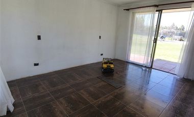Casa en Venta en condominio los comendadores de batuco sitio 20