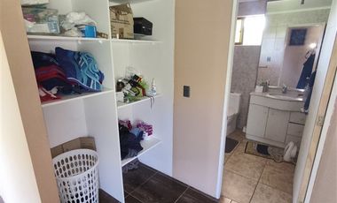 Casa en Venta en condominio los comendadores de batuco sitio 20