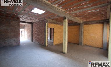 SURCO | CASA-TERRENO PARA DESARROLLO INMOBILIARIO EN UBICACIÓN ESTRATÉGICA