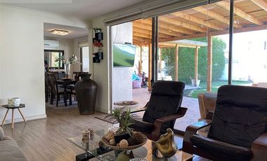 Casa en Venta en Santa Elena - Chicureo