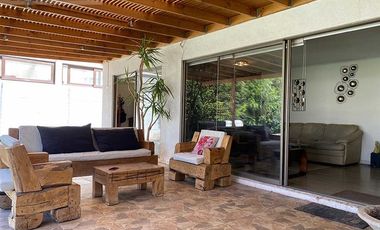 Casa en Venta en Santa Elena - Chicureo
