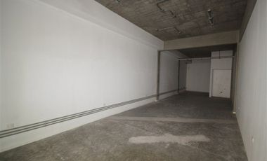 Local Comercial en Arriendo en Av. Vitacura // Gerónimo de Alderete // Las Hualtatas