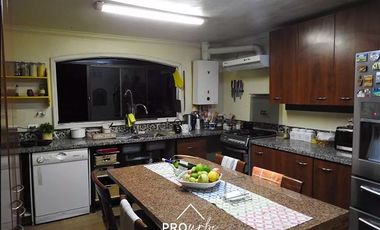 Casa en Venta en Venta Hermosa Casa Construcción Sólida, 5.000 m2 Terreno, El Manzano, San Jose de Maipo