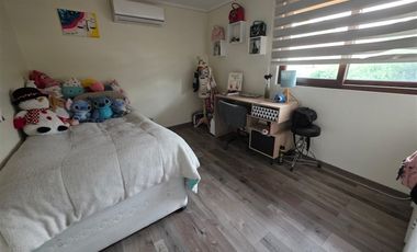 Casa en Venta en CAMINO DEL ROBLE